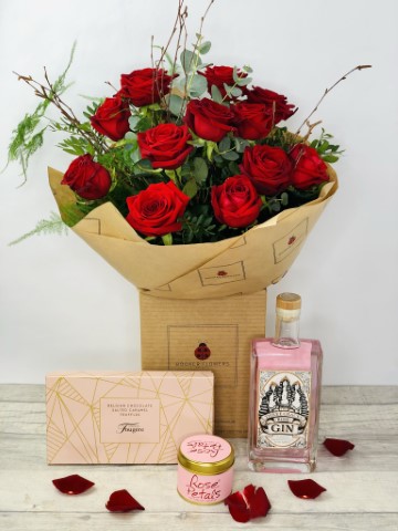 Valentines Flowers and Gifts for Delivery or Collection 