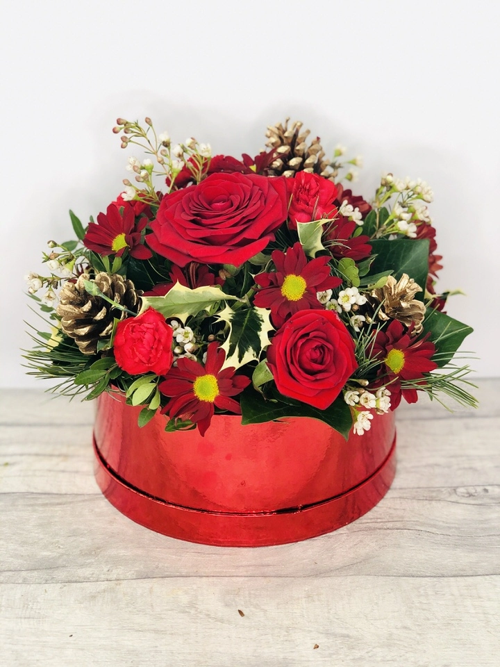 Christmas Yuletide Floral Hatbox