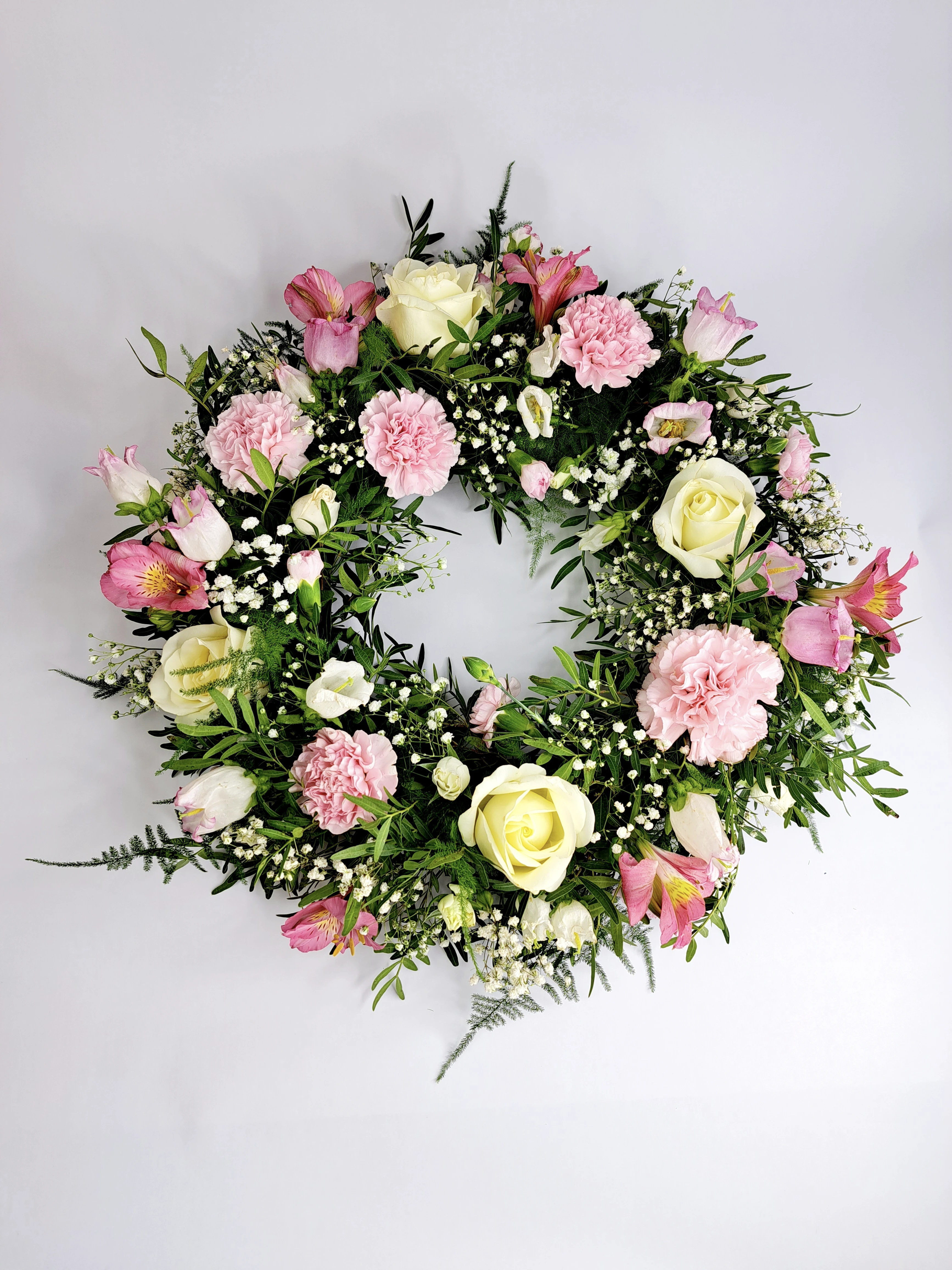 Classic Wreath - Pink and White Classic Wreath - Pink and White