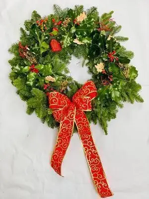 Deluxe Christmas Holly Wreath - Red Bow