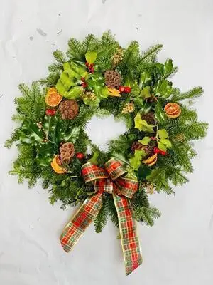 Deluxe Christmas Holly Wreath - Tartan Bow