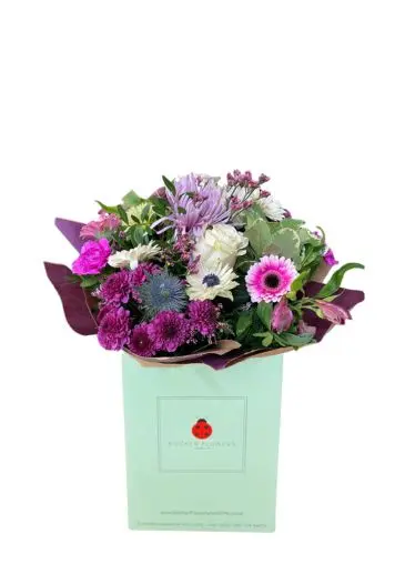Fresh Horizons Lilac Pink and White Bouquet in a Box