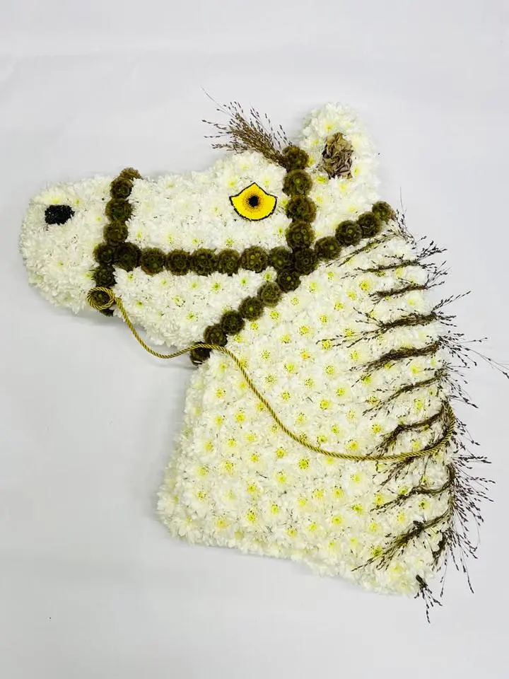 Horses Head Funeral Tribute