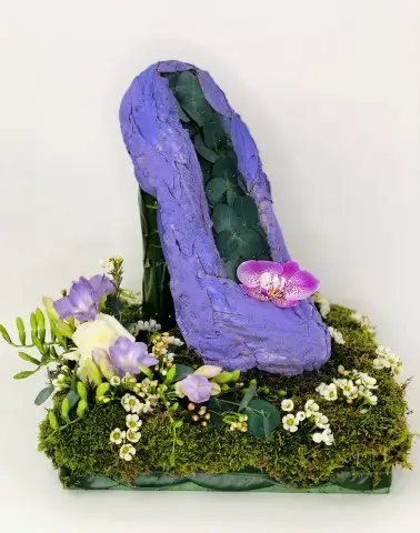 Ladies Shoe Funeral Tribute