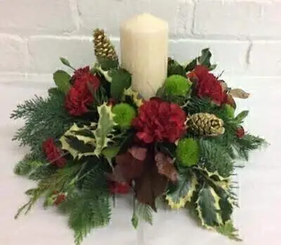 Traditional Christmas Table Centrepiece Candle