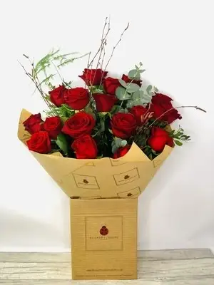 Valentines Luxury 18 Red Roses Bouquet